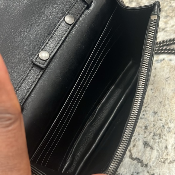 Balenciaga Wallet on a chain - Picture 5 of 5